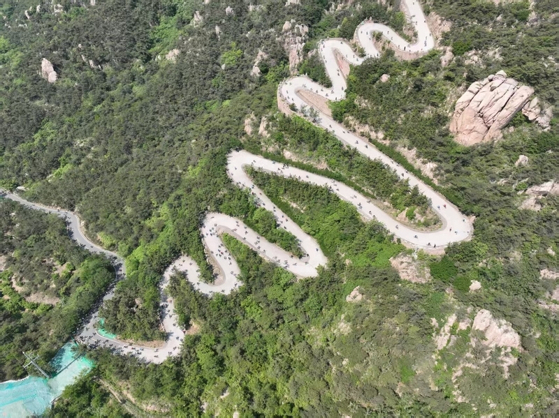中国自行车运动骑游大会（山系列）暨“捷安特杯”2025中国&middot;五莲首届环九仙山自行车挑战赛开赛
