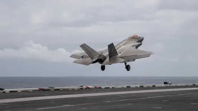 “F-35差点被胡塞武装击中”