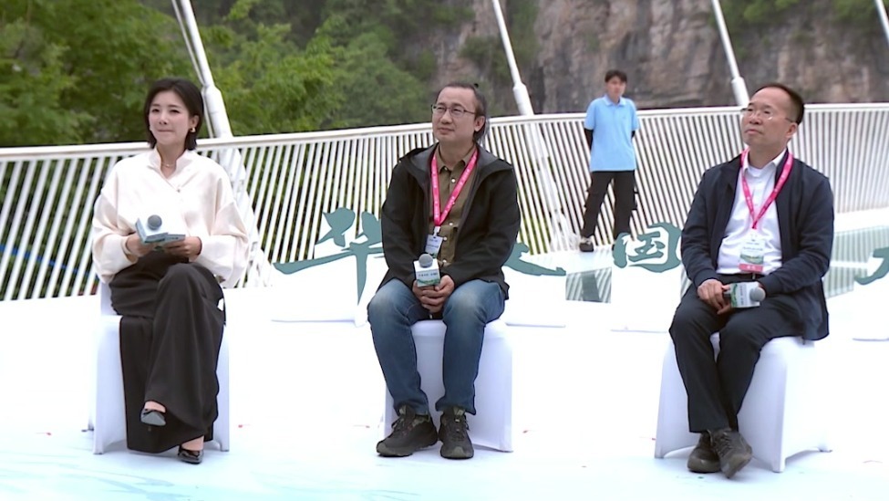 陈涌海、王学松谈AI写论文：AI写作已超越普通人？学生用AI写论文我是真查不出来！