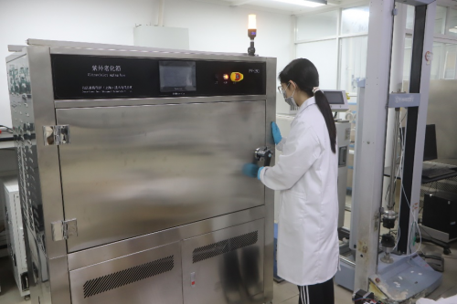 探测器紫外老化测试