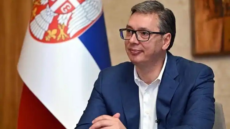 武契奇指责外国策划未遂“颜色革命”：我受够了，故事结束了