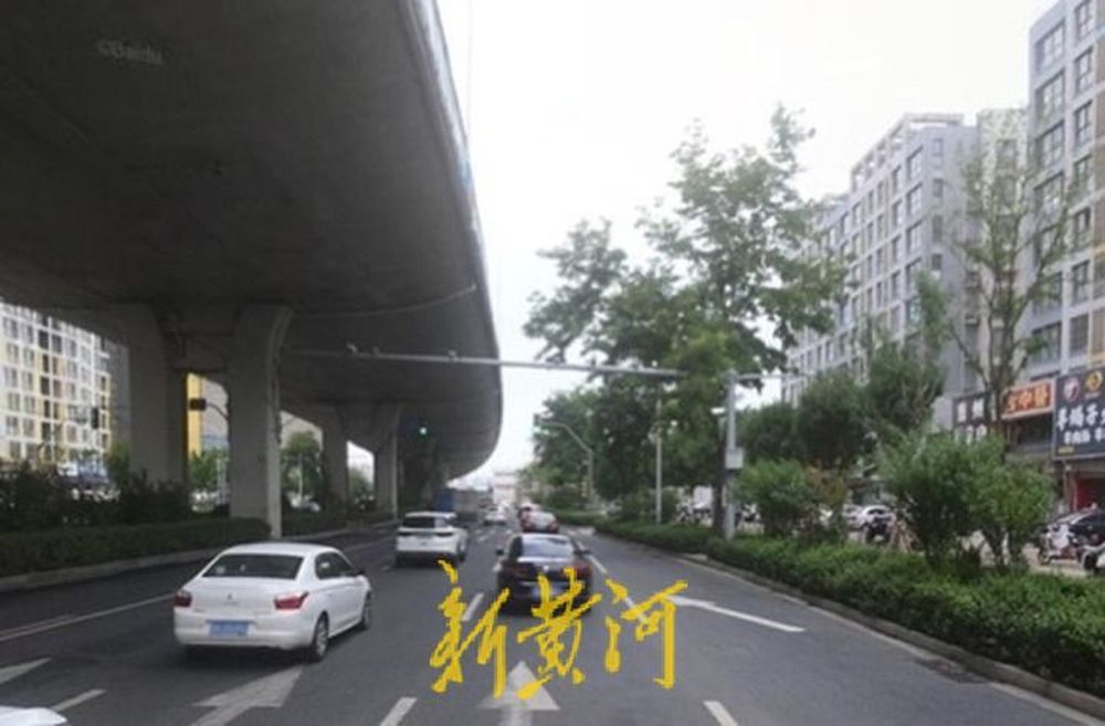提高通行效率，济南无影山中路济齐路东口车道功能调整