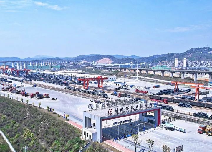 这是2025年3月24日拍摄的湖南怀化国际陆港（无人机照片）。新华社发（张卓 摄）