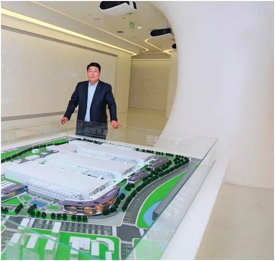 穷途末路的芯片教父,以巨贪14亿收场