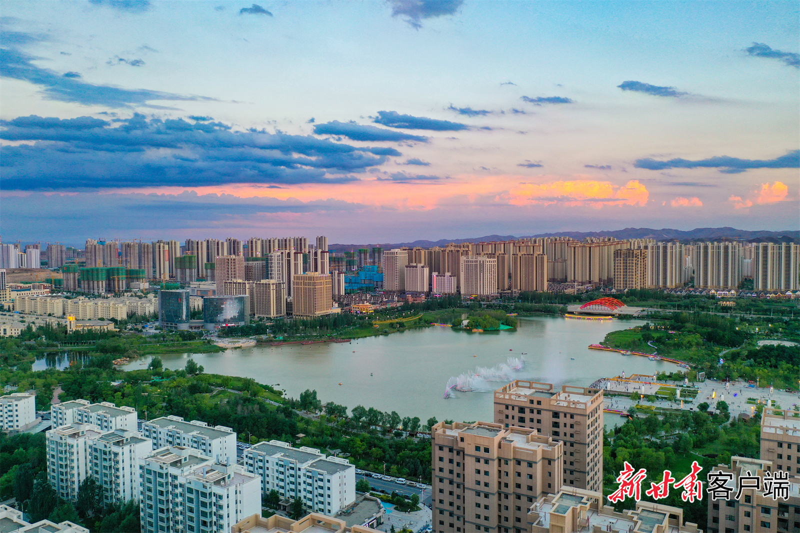 崛起的希望新城　新甘肃·甘肃日报记者　丁凯