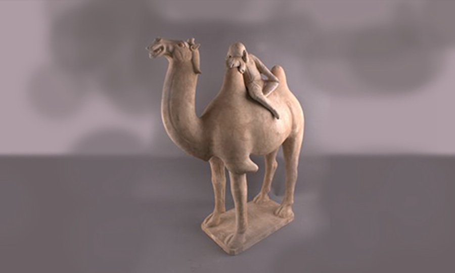 彩绘小憩骑驼俑　图片来源：西安博物院
