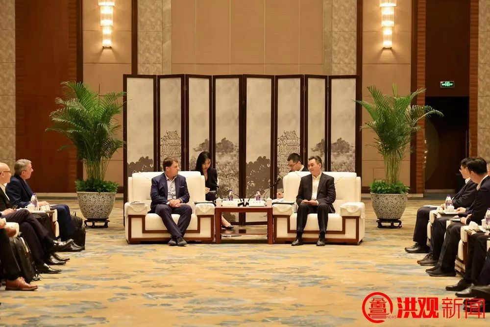 李红军会见福特汽车公司总裁兼首席执行官吉姆·法利一行
