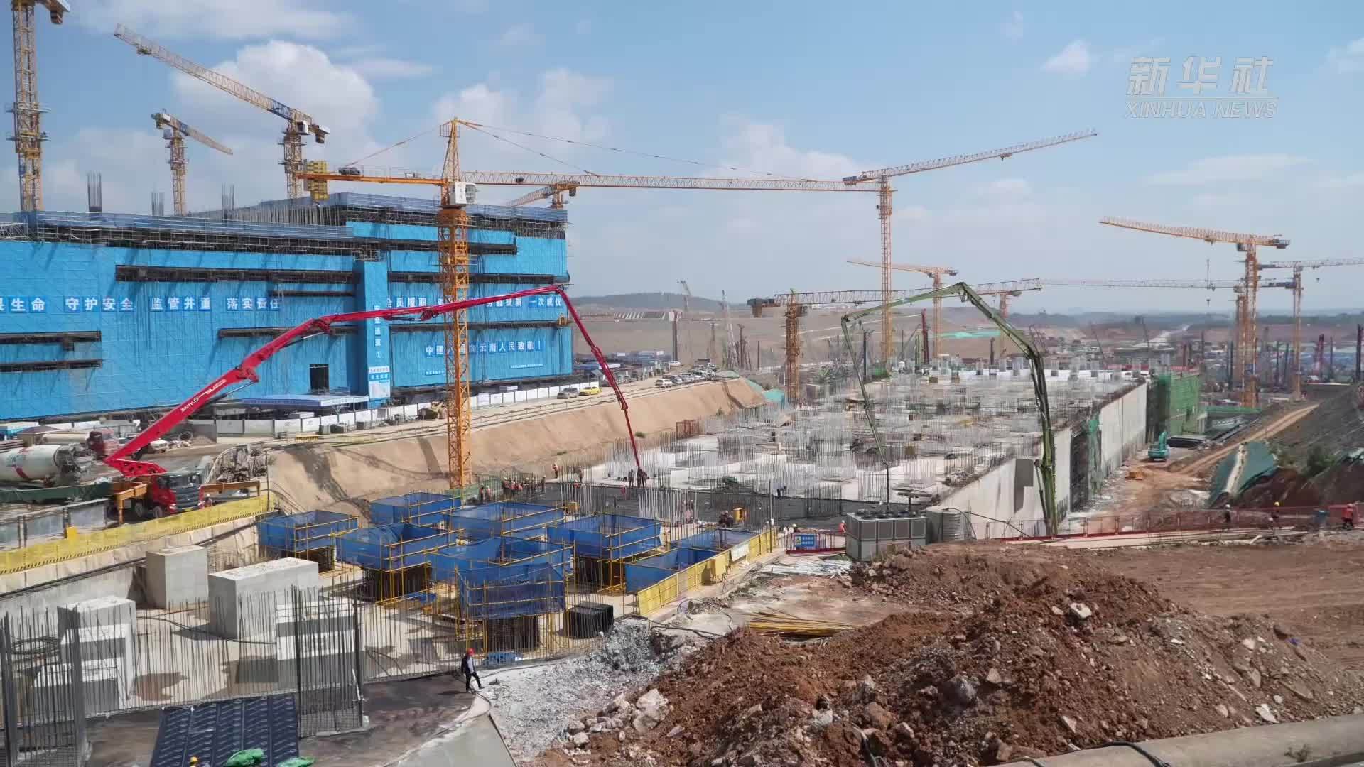 渝昆高铁长水机场站取得两大新进展