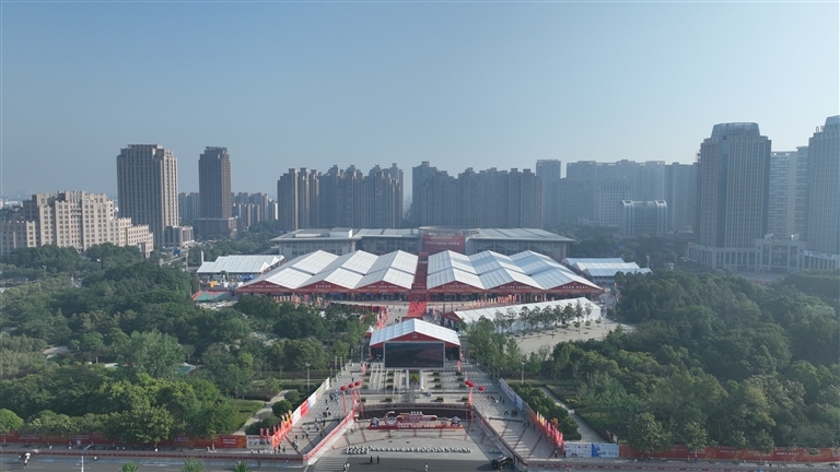 5月16日至18日，第二十二届中国（漯河）食品博览会在漯河举行。 焦海洋 摄