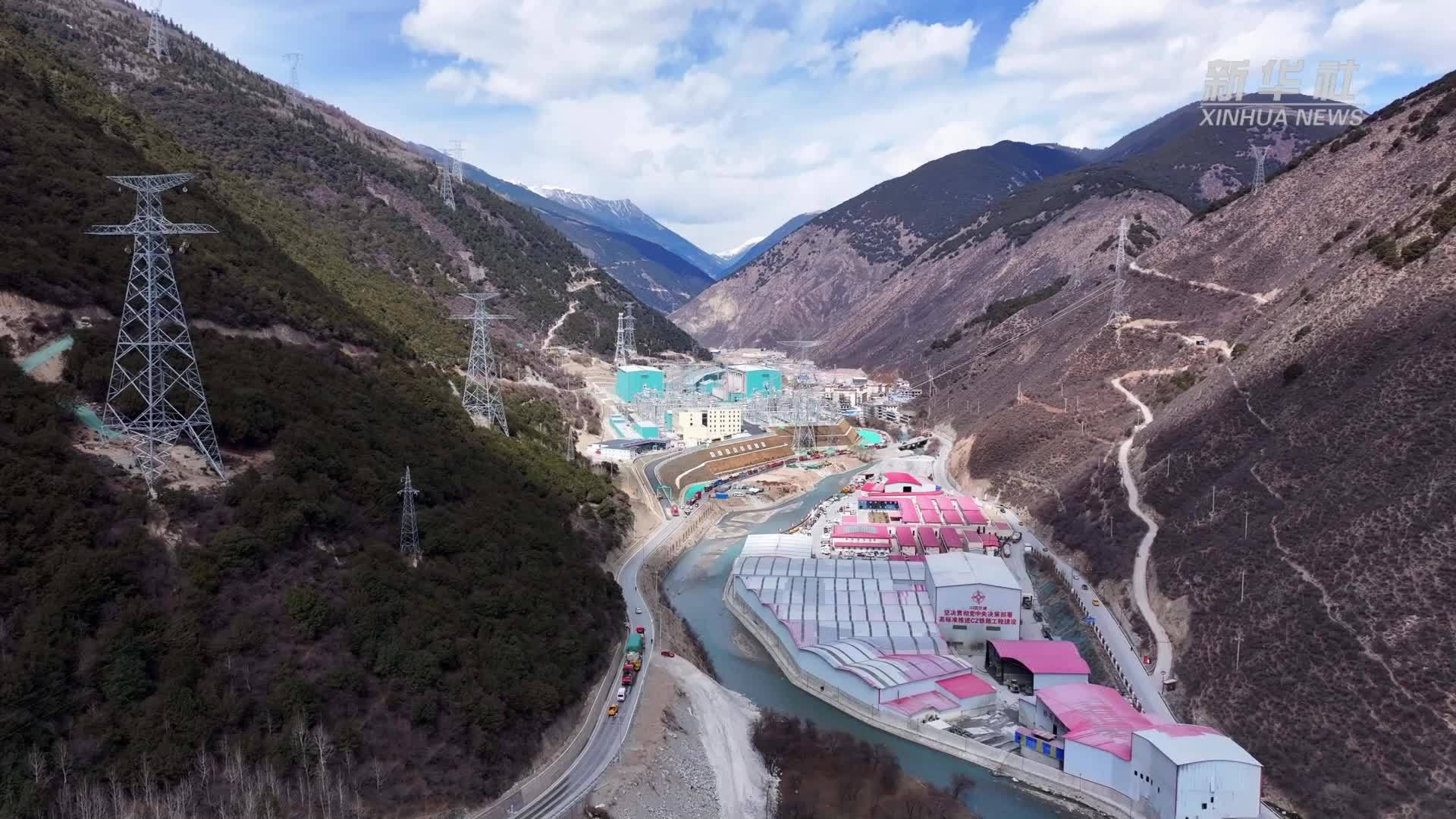 金上特高压工程帮果换流站换流变压器全部运抵