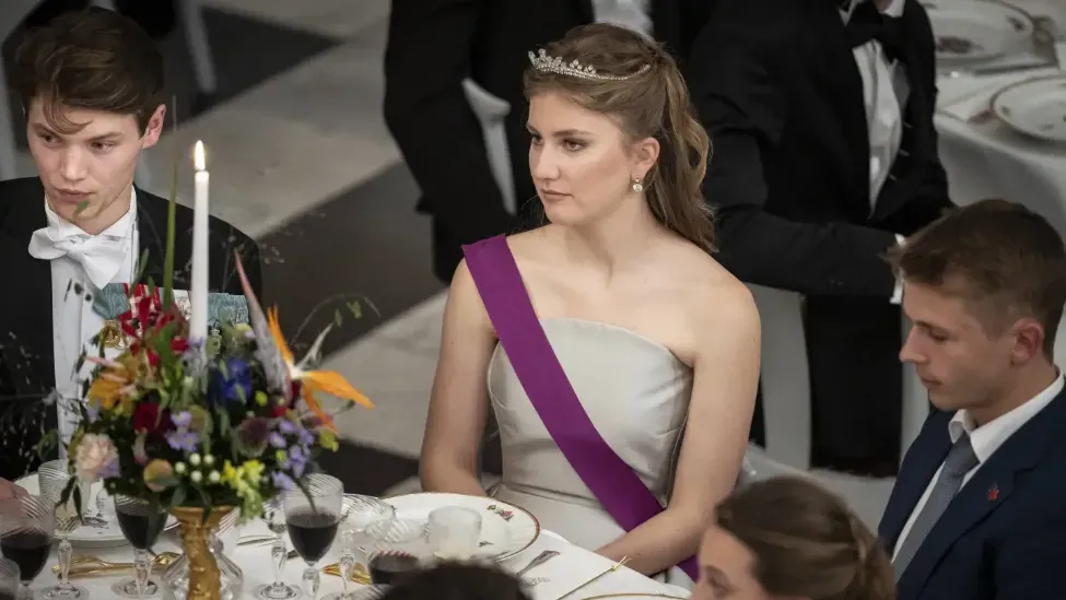 特朗普下“禁招令”，比利时未来女王也在哈佛就读