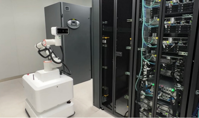 浪潮算力中心智能运维机器人
