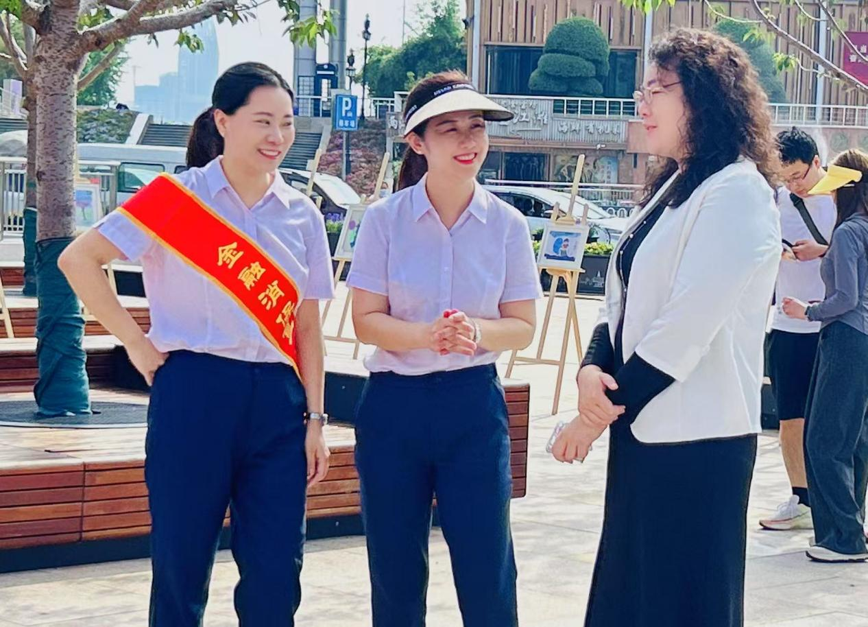 用艺术点亮星空 用金融传递关爱——范德堡之家携手中国光大银行武汉分行举办孤独症儿童公益活动