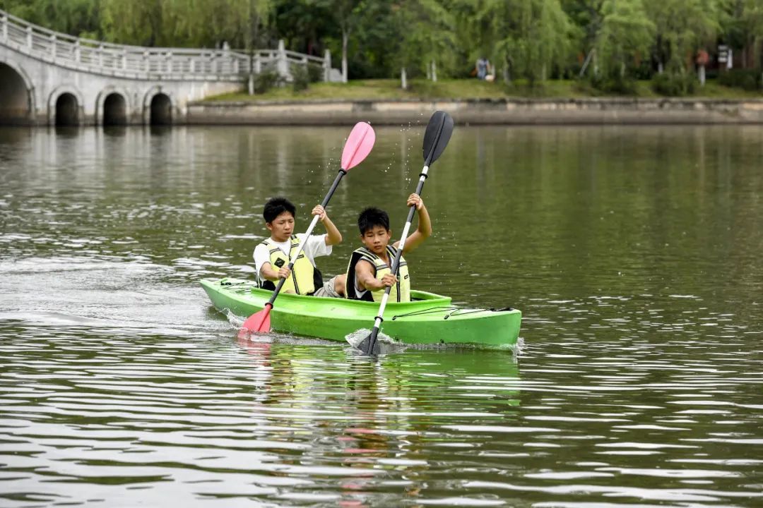 长安镇代表队市运会赛艇皮划艇项目勇夺23奖