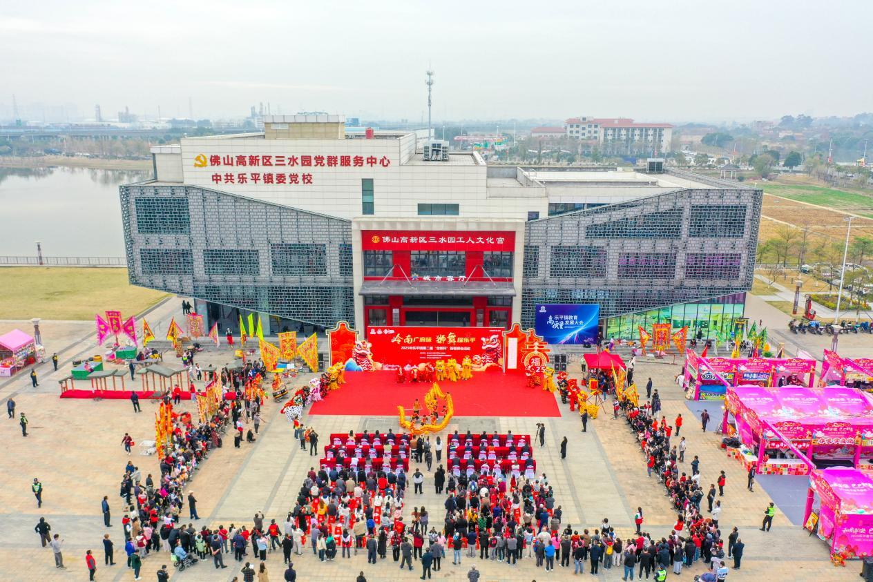 图为:2025年元宵新春狮会。
