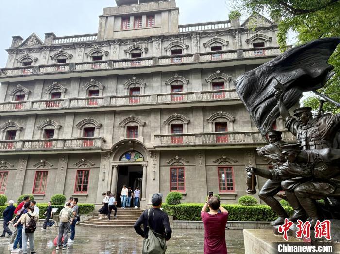 国际博物馆日 南昌八一起义纪念馆迎参观热潮（图）