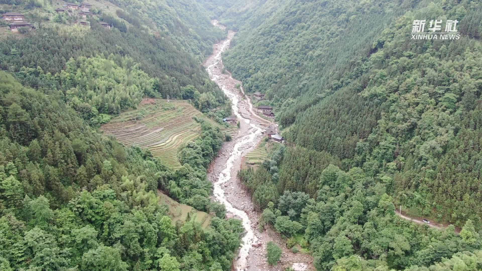 新华全媒+｜广西龙胜：扩大搜救范围 持续开展拉网式搜索