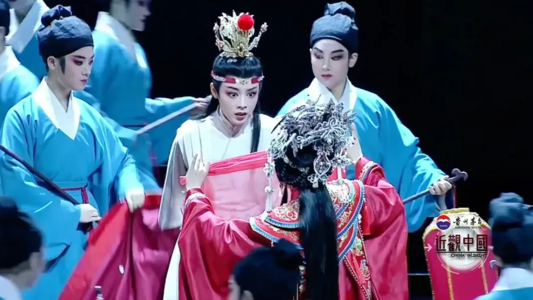 探访《我的大观园》剧组，观察员大牛：越剧舞台上，我从没见过这样的形式