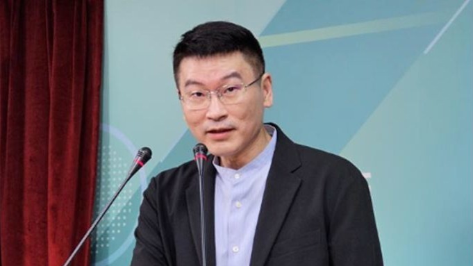 陆配补缴大陆“除籍证明”期限将至，陆委会扬言别测试台当局决心，被岛内网友嘲讽