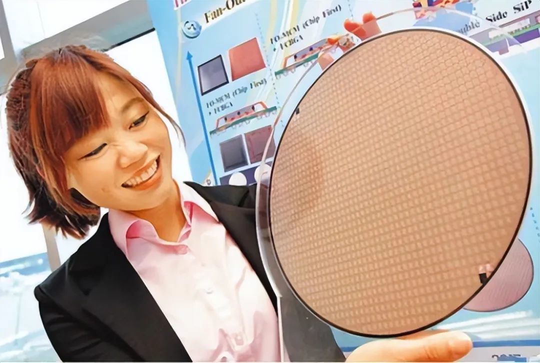 “55亿补贴打水漂?美国芯片巨头,竟被中国企业‘卷’到破产”