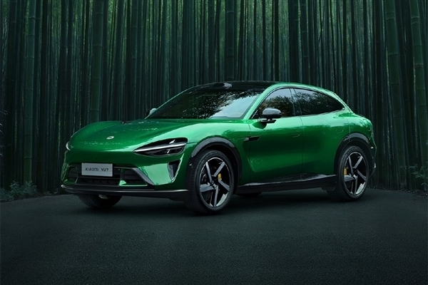 雷军:YU7是为先进的时代精英打造的先进SUV