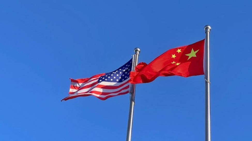 外交部副部长同美国常务副国务卿通电话