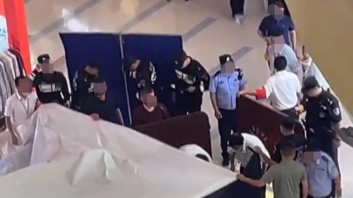急救部门回应扬州一商场有人坠落：已不幸身亡