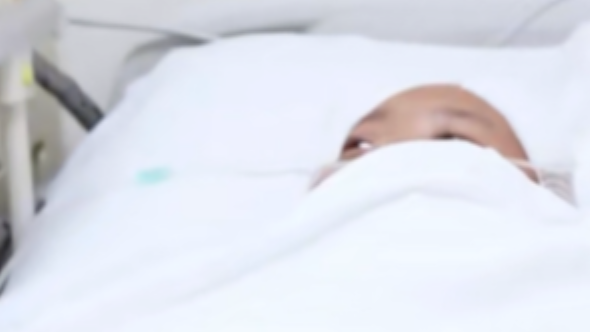 24岁女生突发脑出血后不会说英文：她曾留学一年多，英语很好