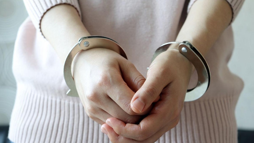 儿子咳血3升不施救，反为其投巨额人寿保单，8小时后人亡，韩一母亲被指涉嫌谋杀