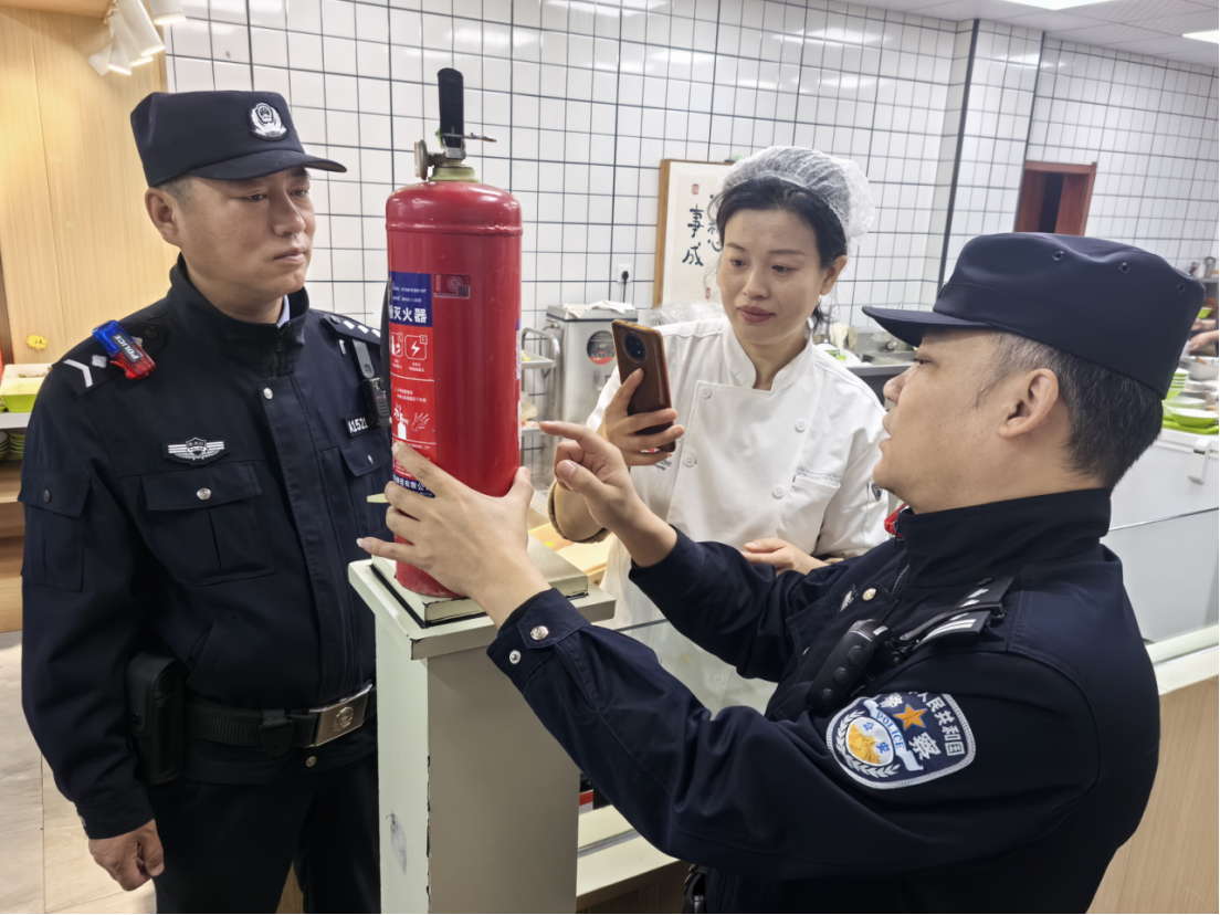 民警辅警沉下去 满意度升上来  道里分局主动警务为平安加码