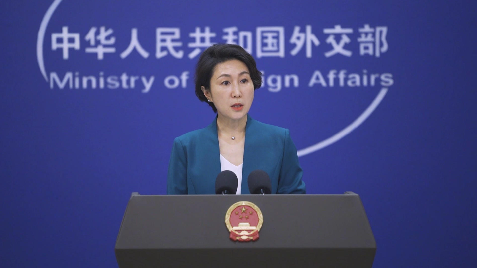 美方以哈佛大学与中国政府有合作为由禁止其招国际学生，外交部回应