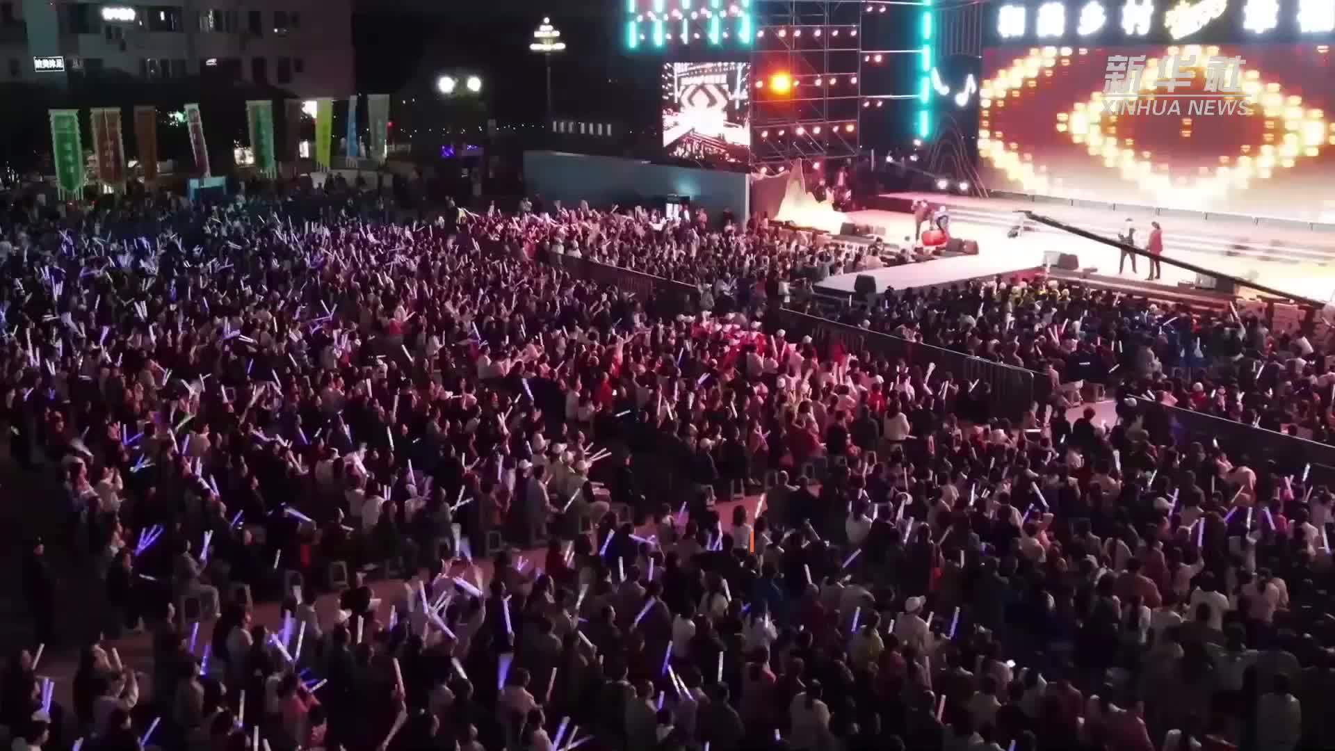 陕西紫阳：茶乡“开麦”文旅升温