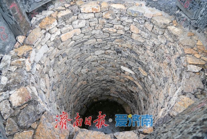 一年四季 泉在濟南丨古鑒泉魅力景致引人駐足