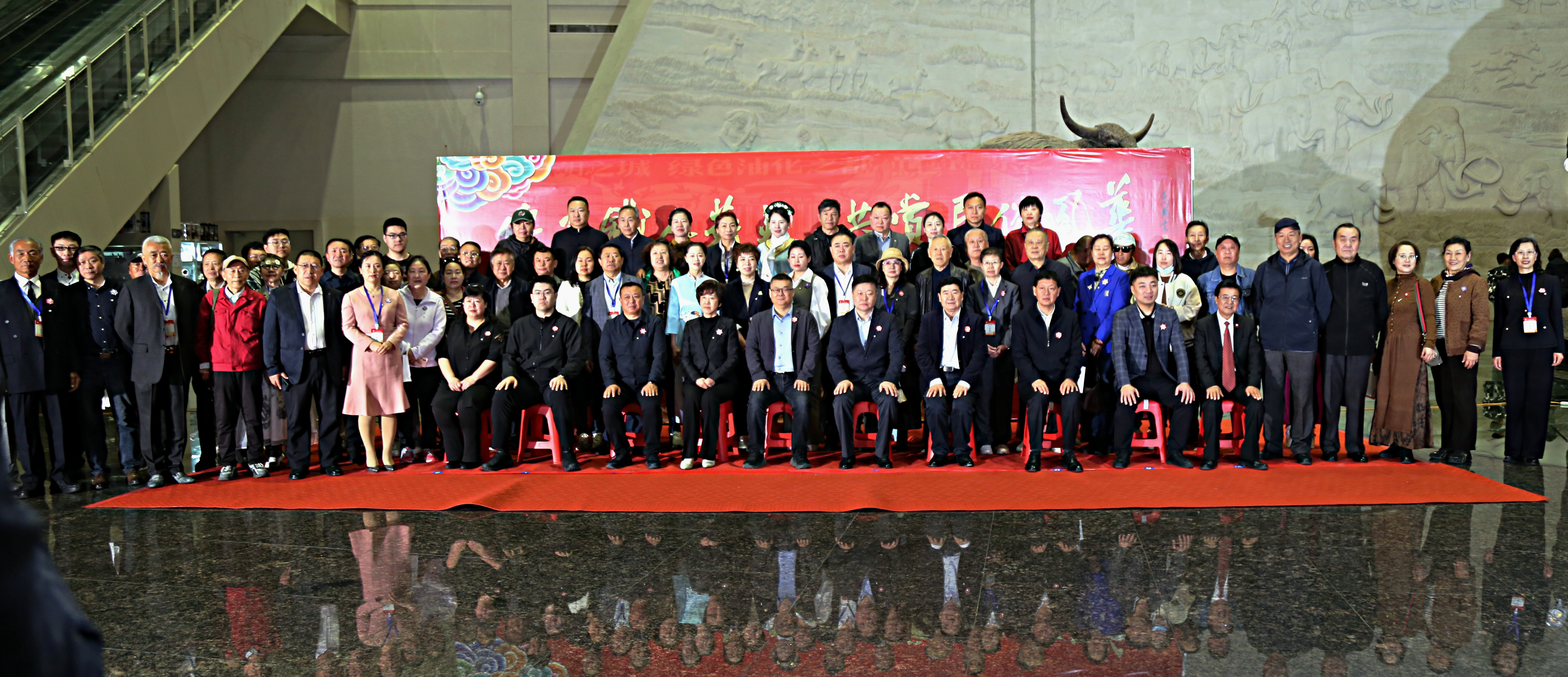 “传承铁人薪火 共赏民俗风华”大庆民俗文化展盛大开幕