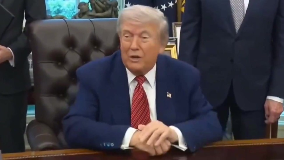 特朗普对欧盟征税50%！苹果、三星一个都逃不掉？