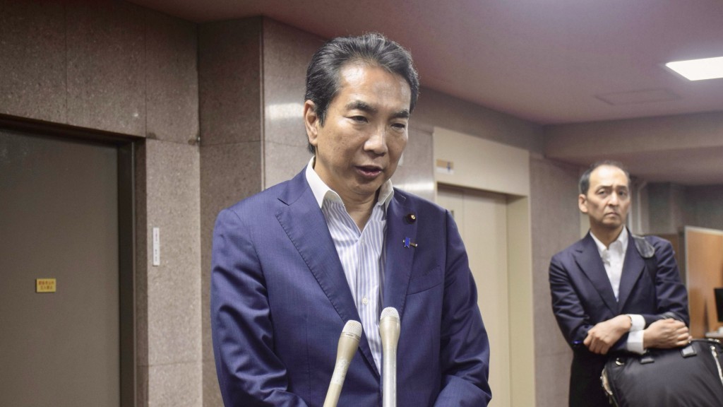 日本农林水产大臣：很多人送大米从来不买 家里多到可以去卖