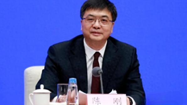广西党委书记撰文：决不能为了个人升迁，干不切实际、欺上瞒下的事