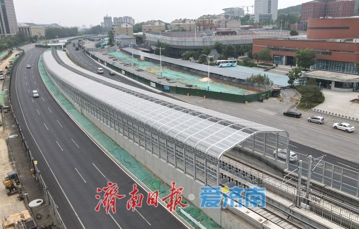 济南轨交8号线全封闭框架式声屏障建设进入尾声