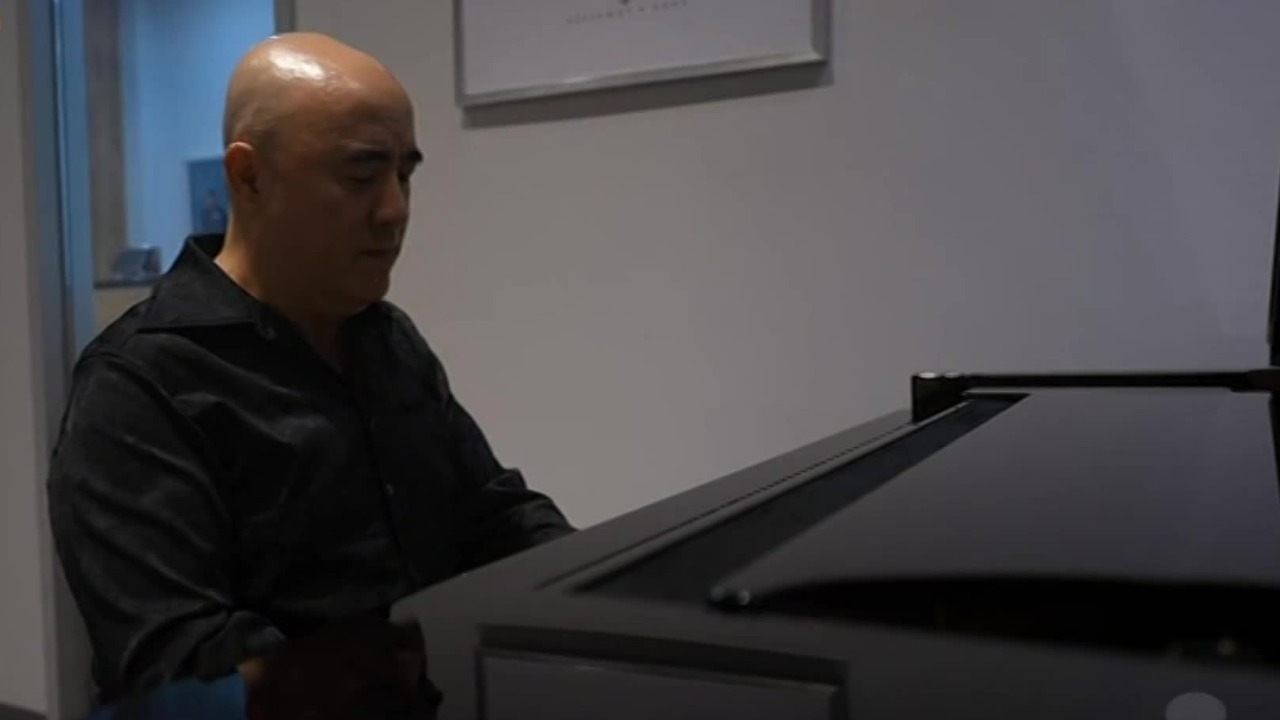 40岁时跌入抑郁深渊，钢琴家孔祥东：想过跳楼，是家人和音乐疗愈了我