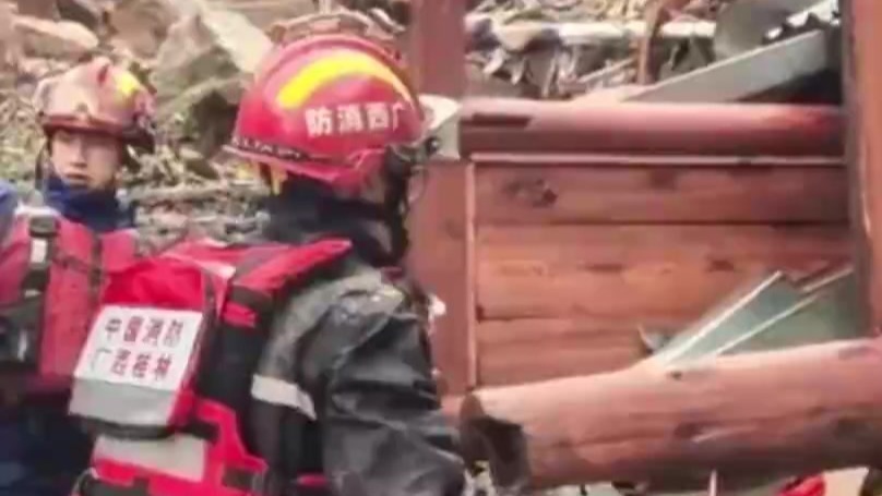 广西龙胜突发山洪致8人失联，现场画面曝光