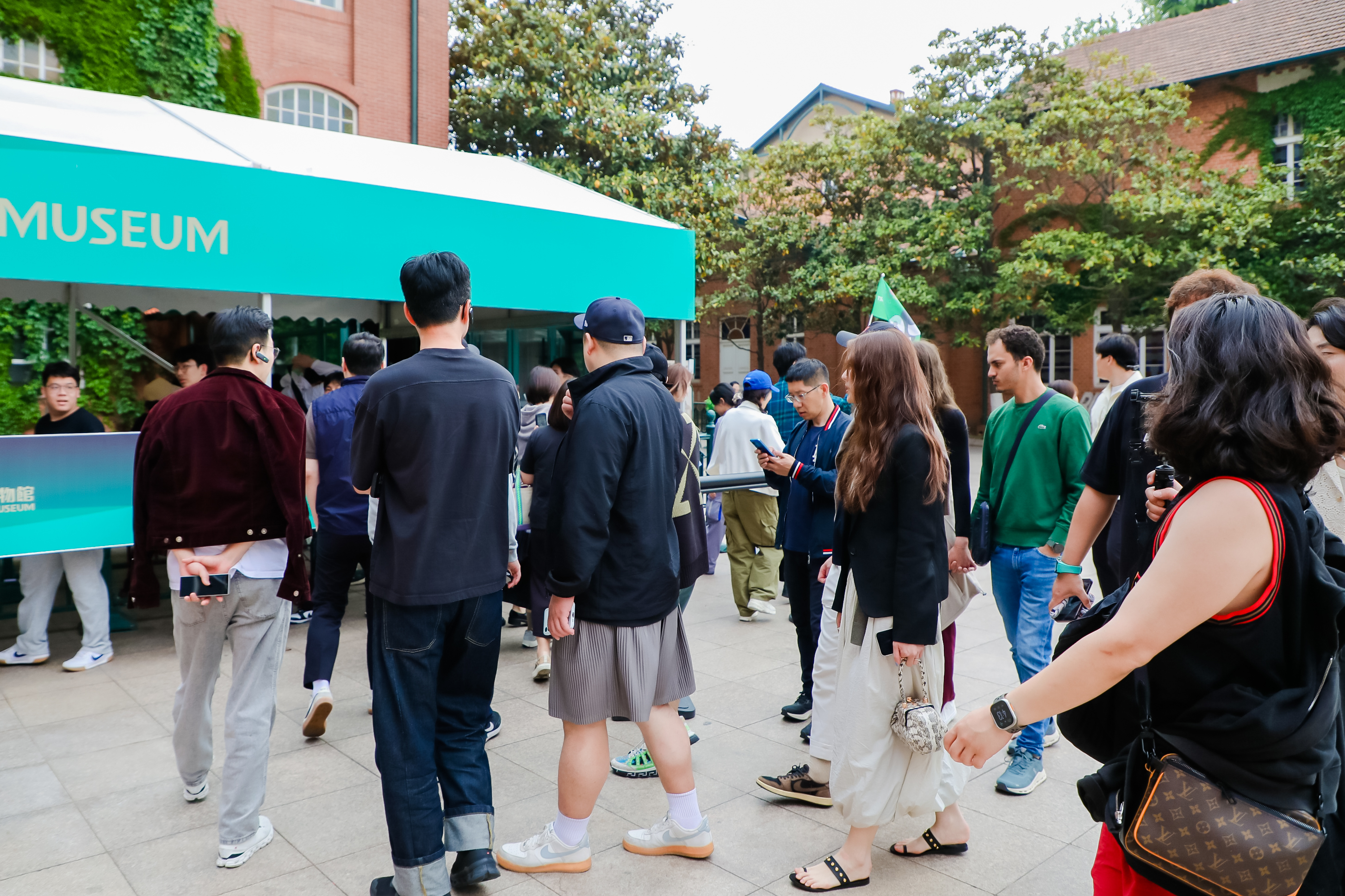 从韩国到青岛:一杯青啤开启的1小时“微醺”citywalk