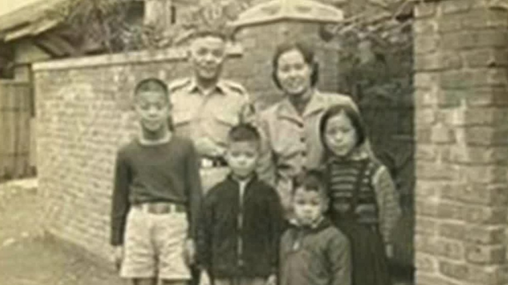 屈中恒：小时候觉得离开眷村才有出路，父亲做船员才缓解了家庭经济压力