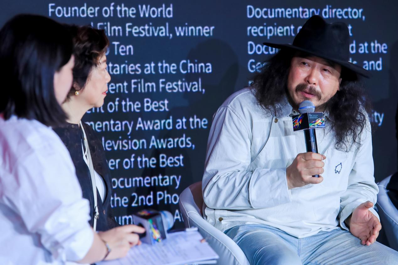 这两部斯莫格奖金奖短片，让奥斯卡评委看到对话与理解的可能