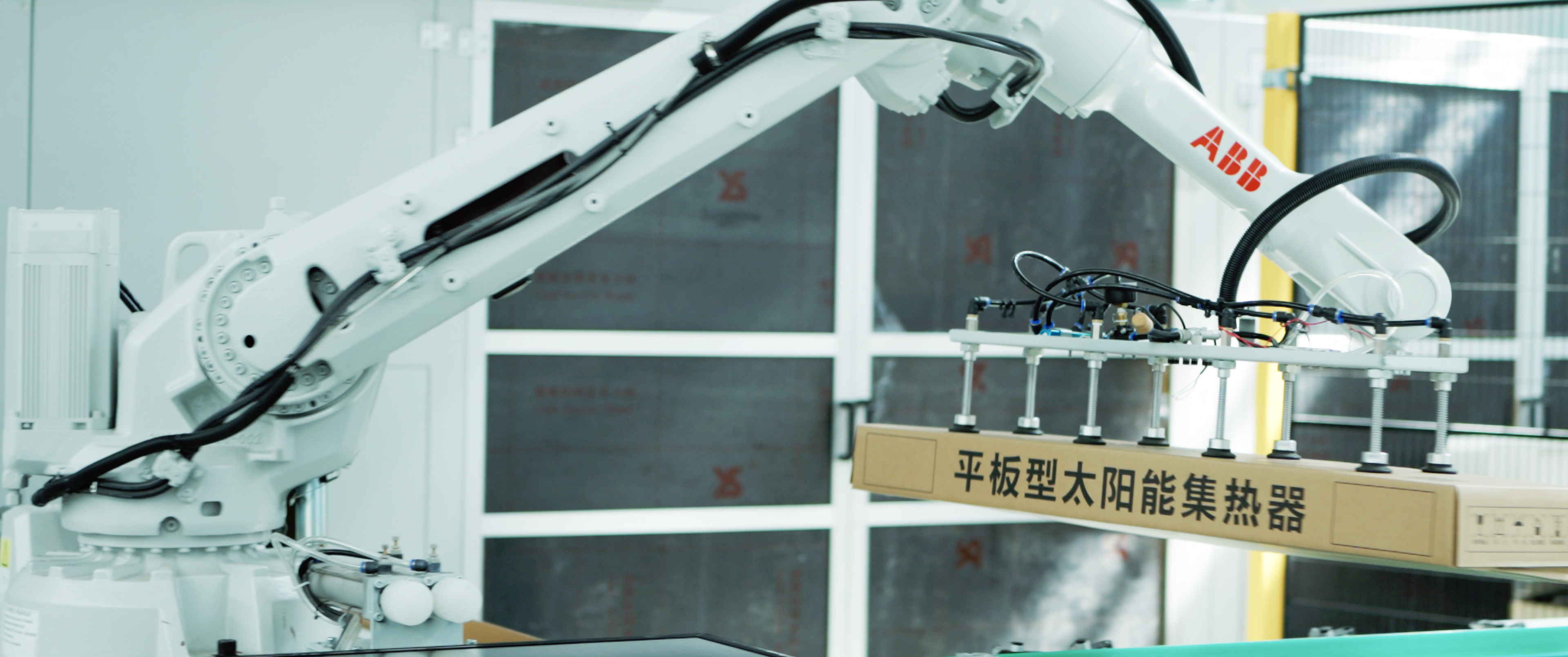 力诺瑞特正式投产世界首座太阳能集热器黑灯工厂