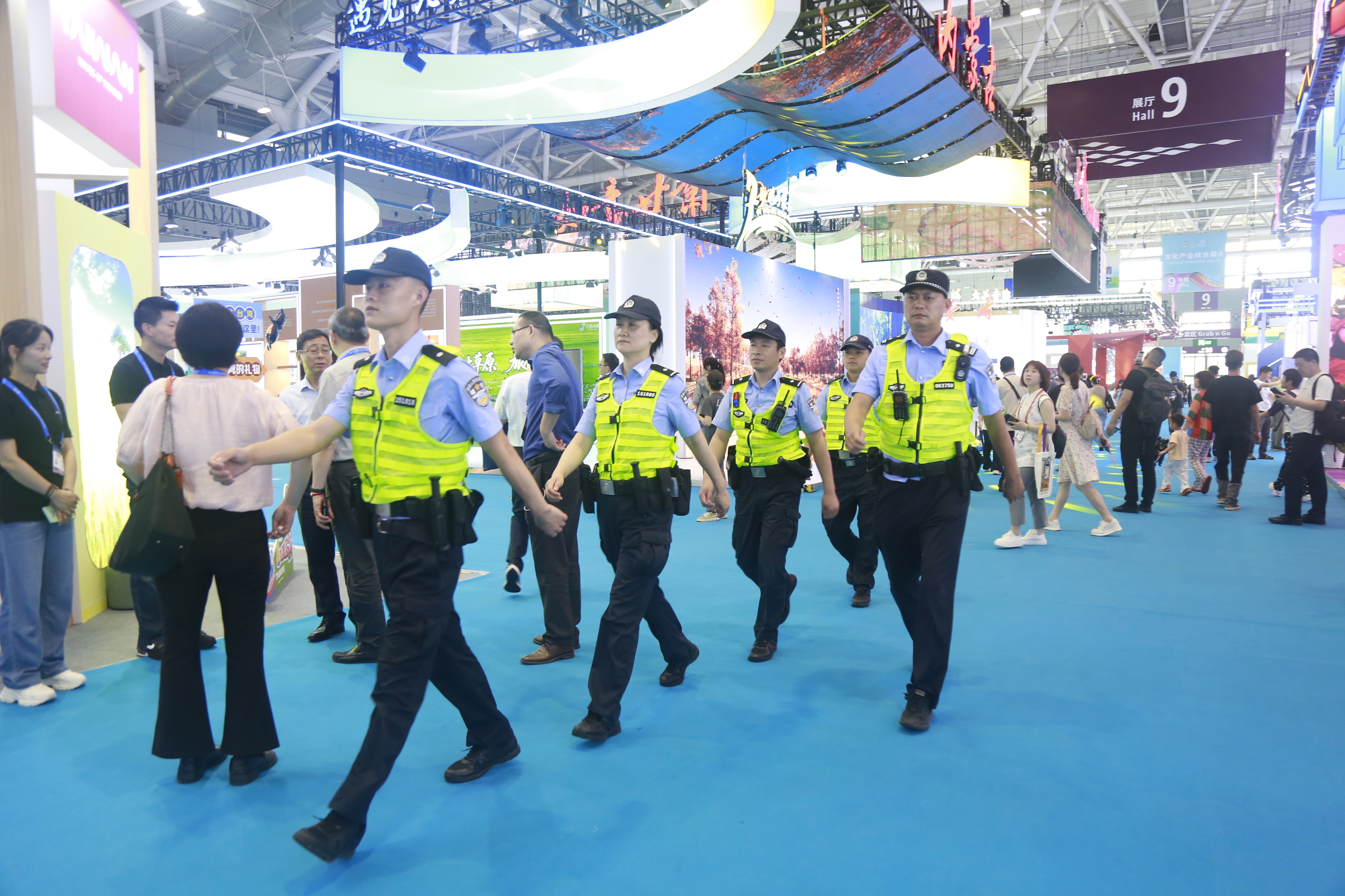 第二十一届文博会落幕  深圳公安护航展会安全