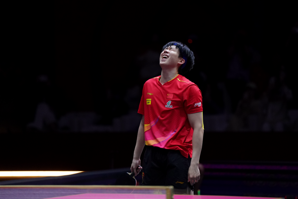 巅峰双冠!孙颖莎王楚钦加冕,TATA木门九载同行见证国乒荣耀时刻