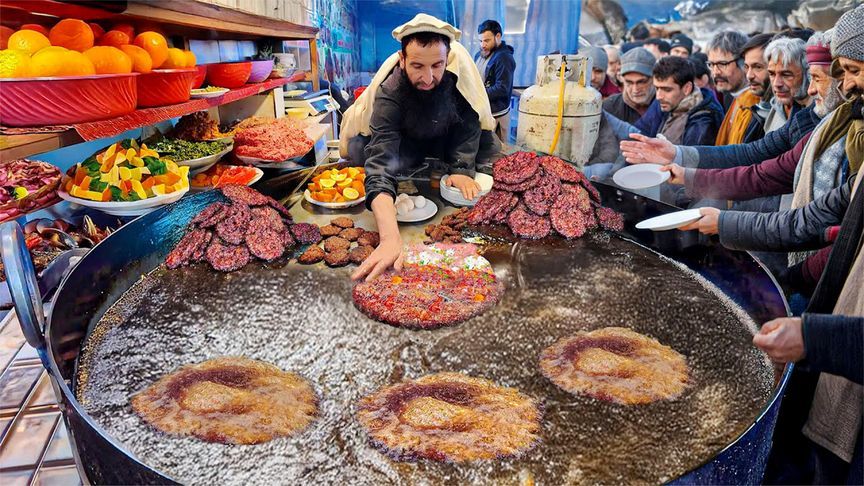 巴铁街头的帝王级晚餐，一份高达500大元，每天只卖300斤