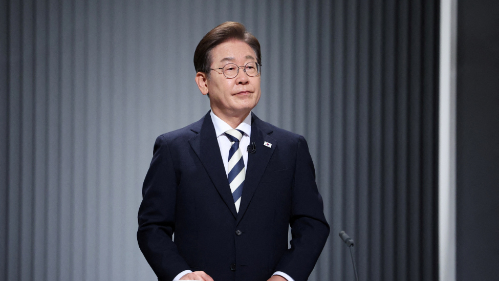 韩国民调：李在明支持率49.2%继续领跑选战