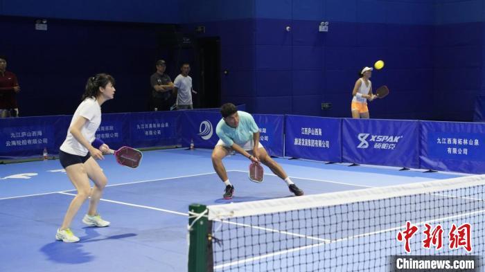 比赛现场。　钟佳亿 摄