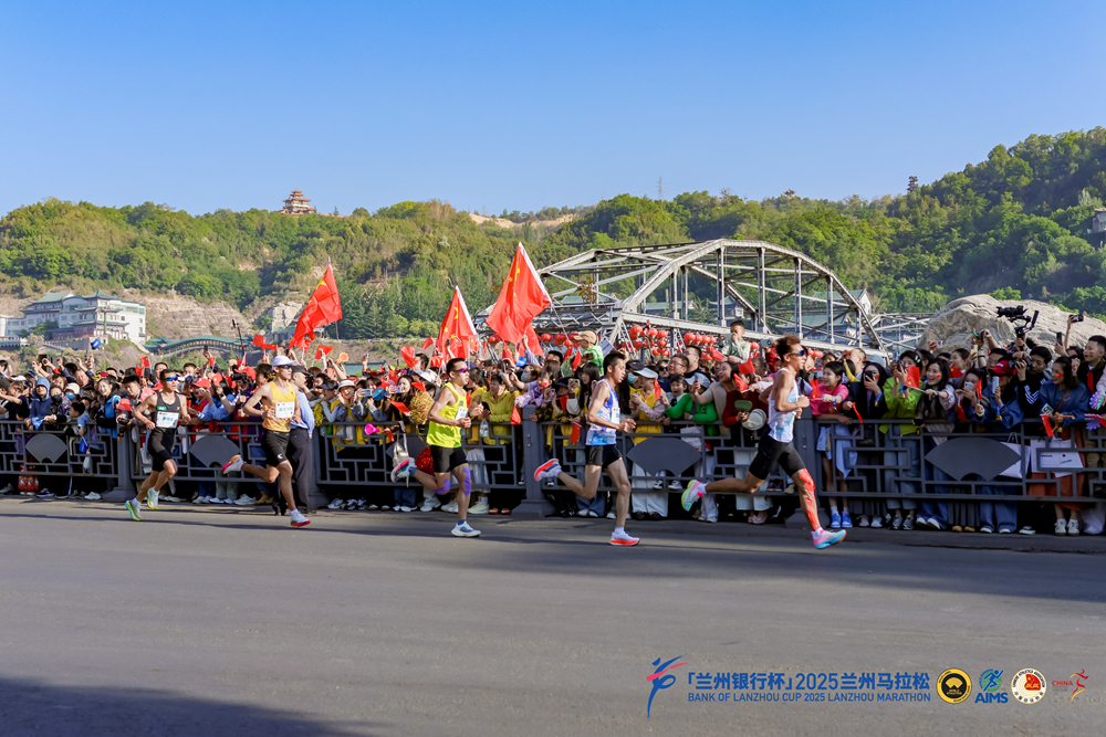 康比特能量护航,兰马长春马三冠告捷